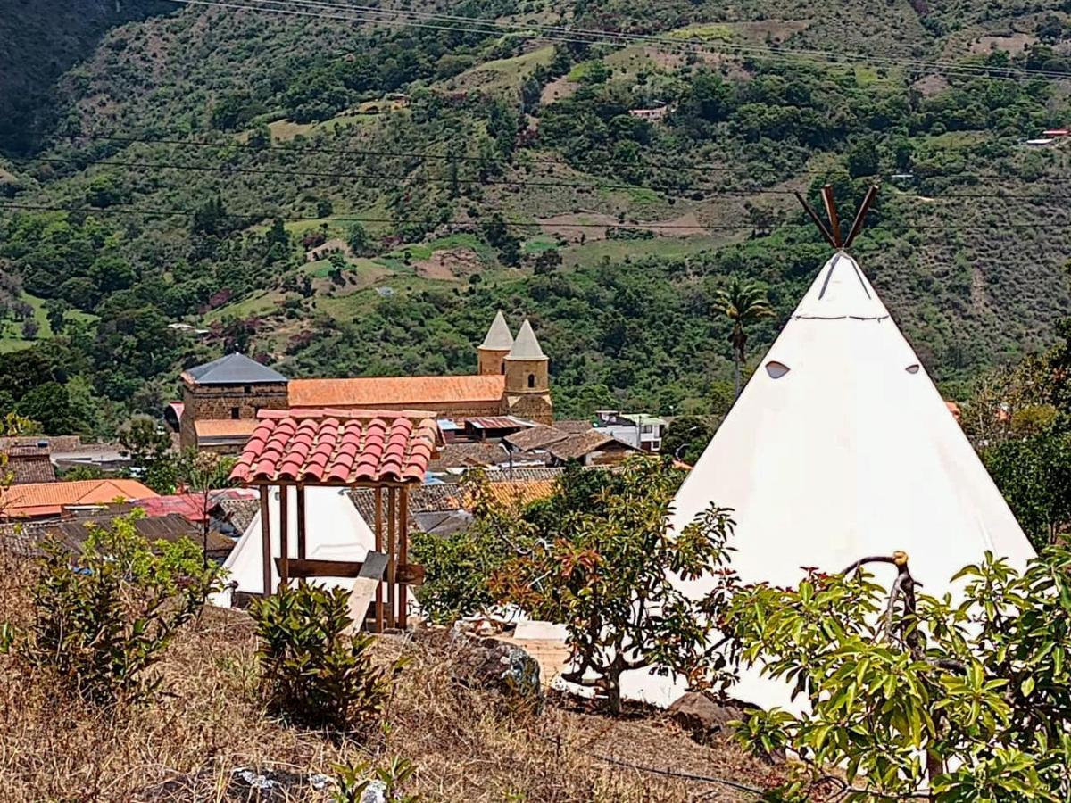 Hostal Las Valkirias Matanza Exterior foto